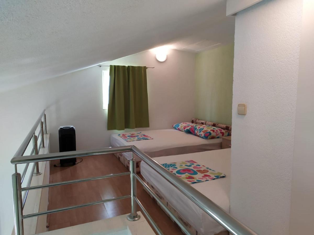 Apartmani Mira Drasnice Eksteriør bilde